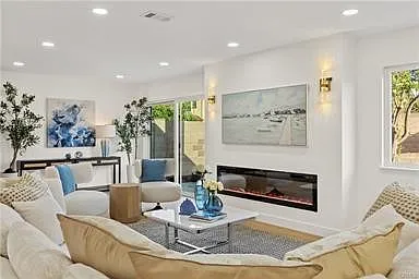 10276 Falcon Ave — Photo 5