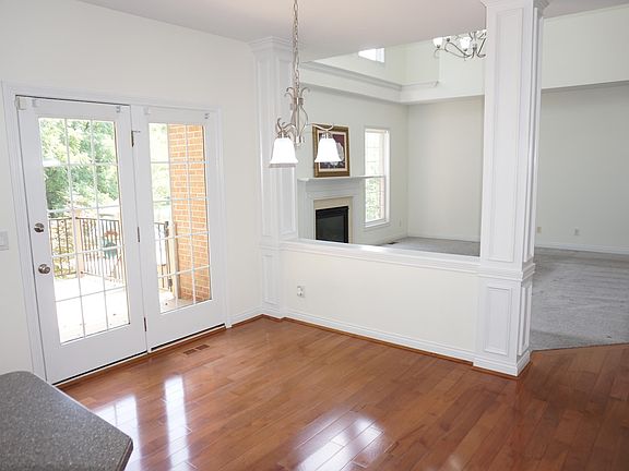 5th image of 14933 Cool Springs Blvd