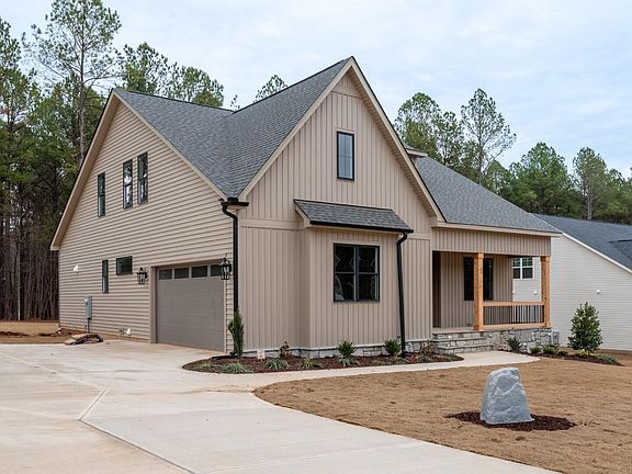 3rd image of 100 Purslane Dr