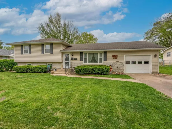 1003 Leone Ave, Sedalia, MO 65301