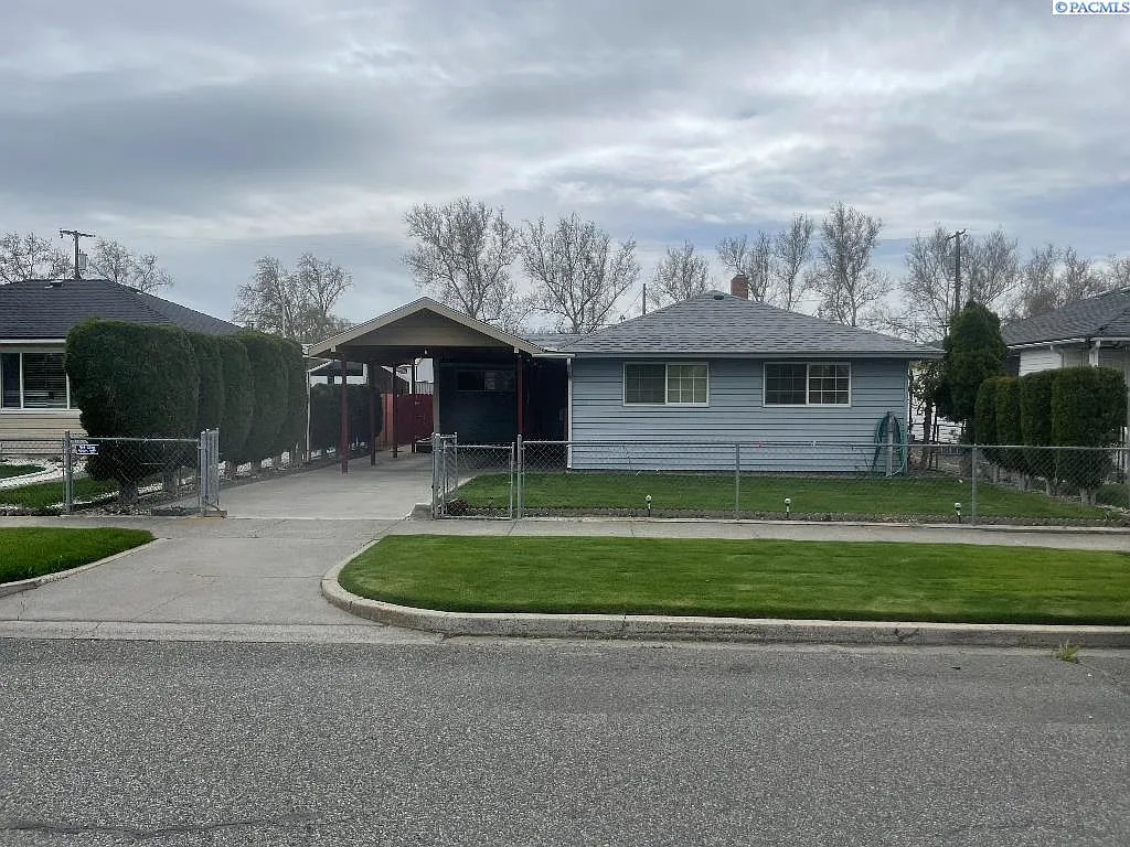 1612 W Yakima St photo 1