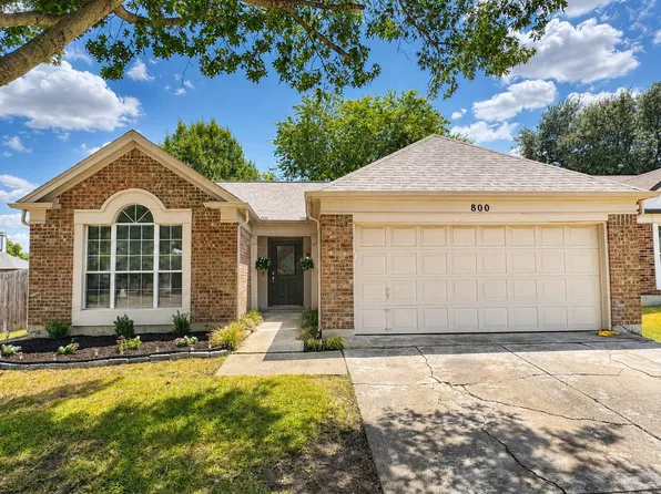 800 Bracken Pl, Arlington, TX 76017