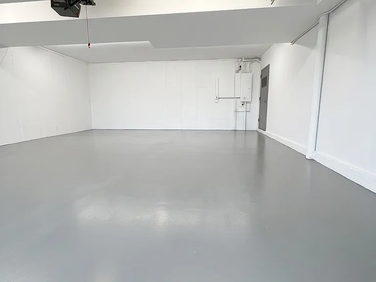 5 Entrance Ave — Photo 16