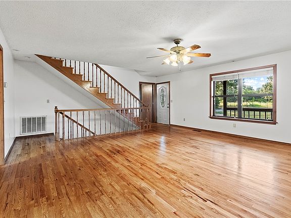 5th image of 3644A Mulberry Rd