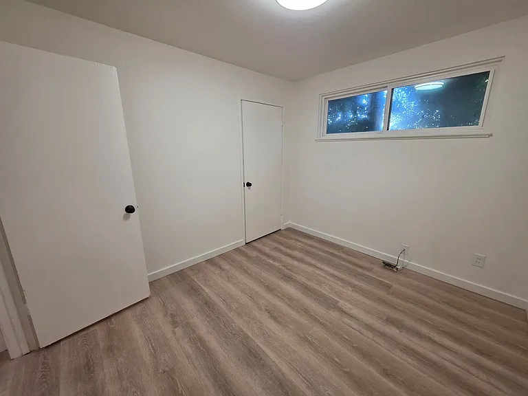1638 Hearst Ave #1D — Photo 15