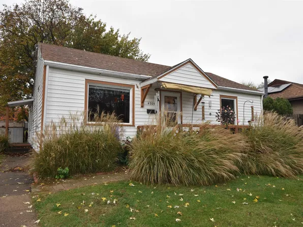 4205 N Columbus Ave, Peoria, IL 61614