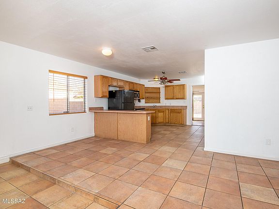 2nd image of 2132 E Vera Cruz Vista St