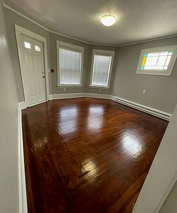 4th image of 706 Front St #1F