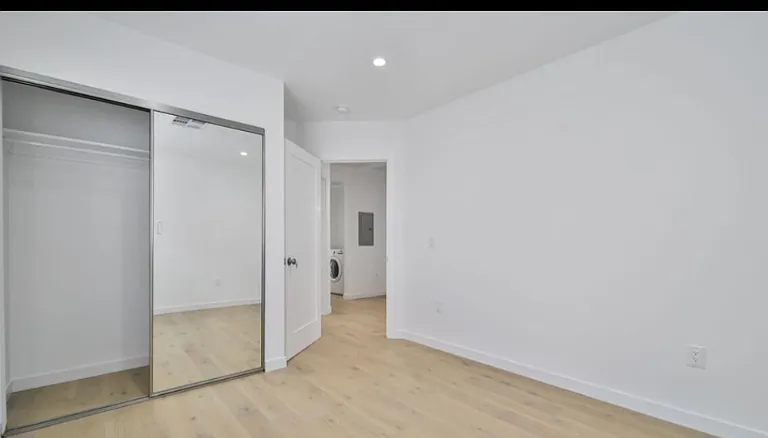 5462 Carlin St — Photo 13