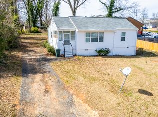 122 Goldie Dr SE, Marietta, GA 30067