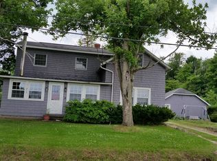 11215 Mayfield Rd, Chardon, OH 44024