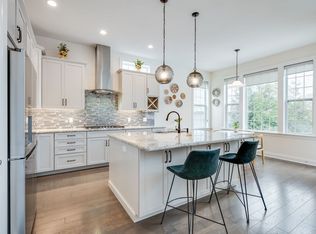 69 Woody Nook, Plymouth, MA 02360