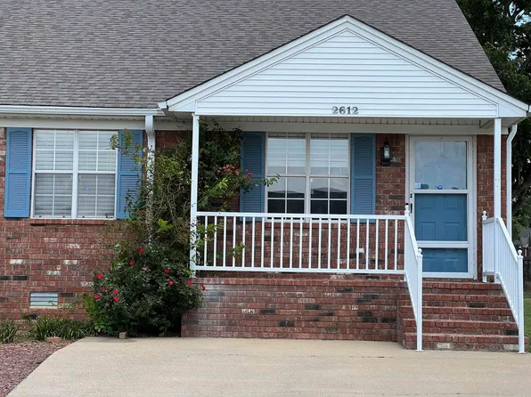 2612 Oak Meadow Pl, Searcy, AR 72143