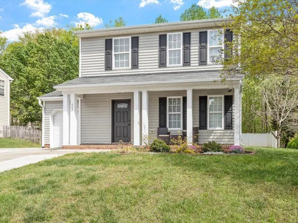 622 Twain Town Dr, Knightdale, NC 27545