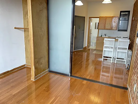 Rented by Mauro Bros Real Estate Services LLC | media 21