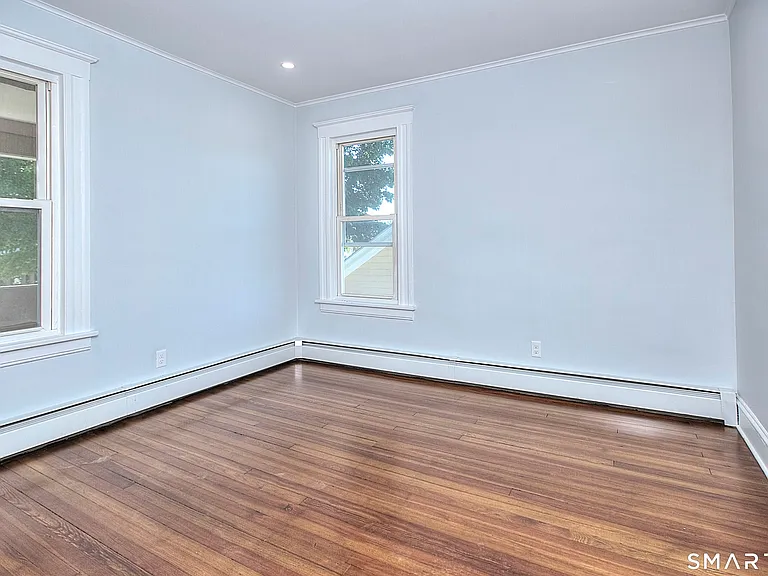 2029 Kings Hwy #2 — Photo 18