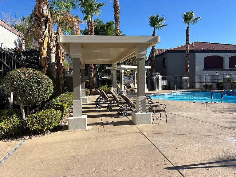 950 Seven Hills Dr #1015 — Photo 32