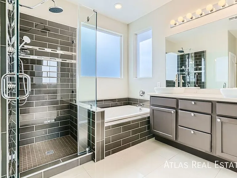 10744 Tuscan Ct — Photo 5