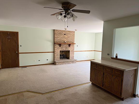5th image of 17839 Bernard Dr
