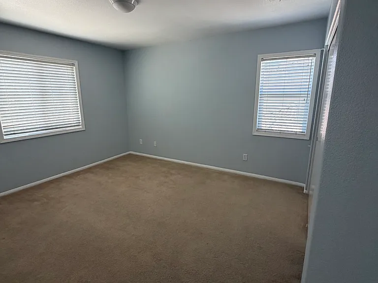 4647 W Avenue J13 — Photo 15