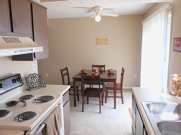 4th image of 18 S Terrace Ave APT A
