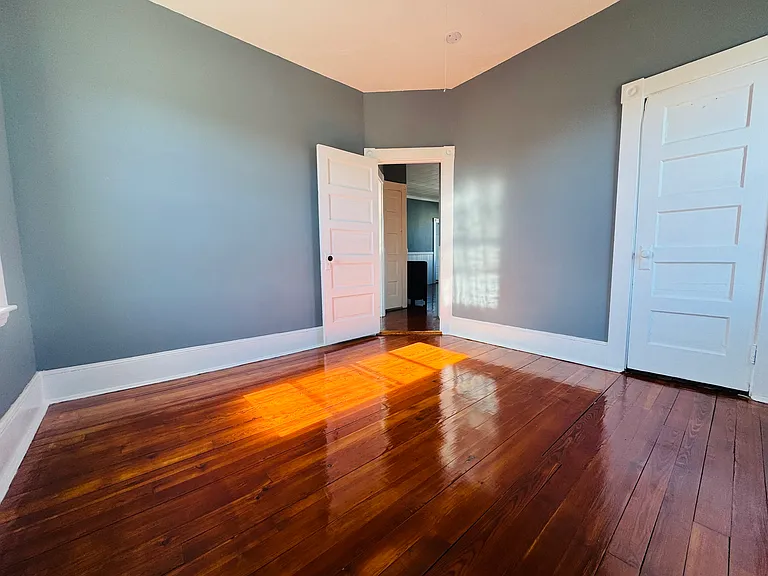 834 Brock Ave #3S — Photo 9