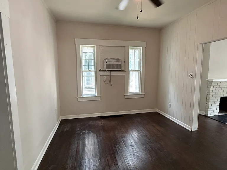 718 Gephart Dr — Photo 4