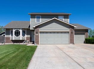 10616 W Jewell St, Wichita, KS 67209