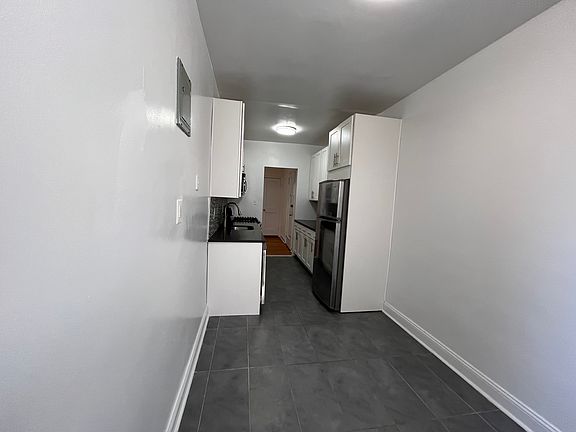 3rd image of 83-83 118th St APT 3H