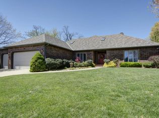 1937 E Norshire St, Springfield, MO 65804