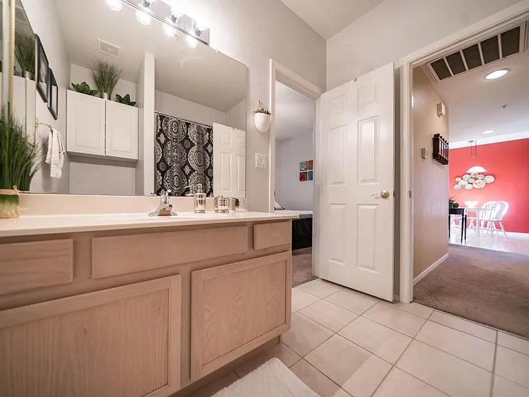 7401 W Arrowhead Clubhouse Dr #2013 — Photo 24