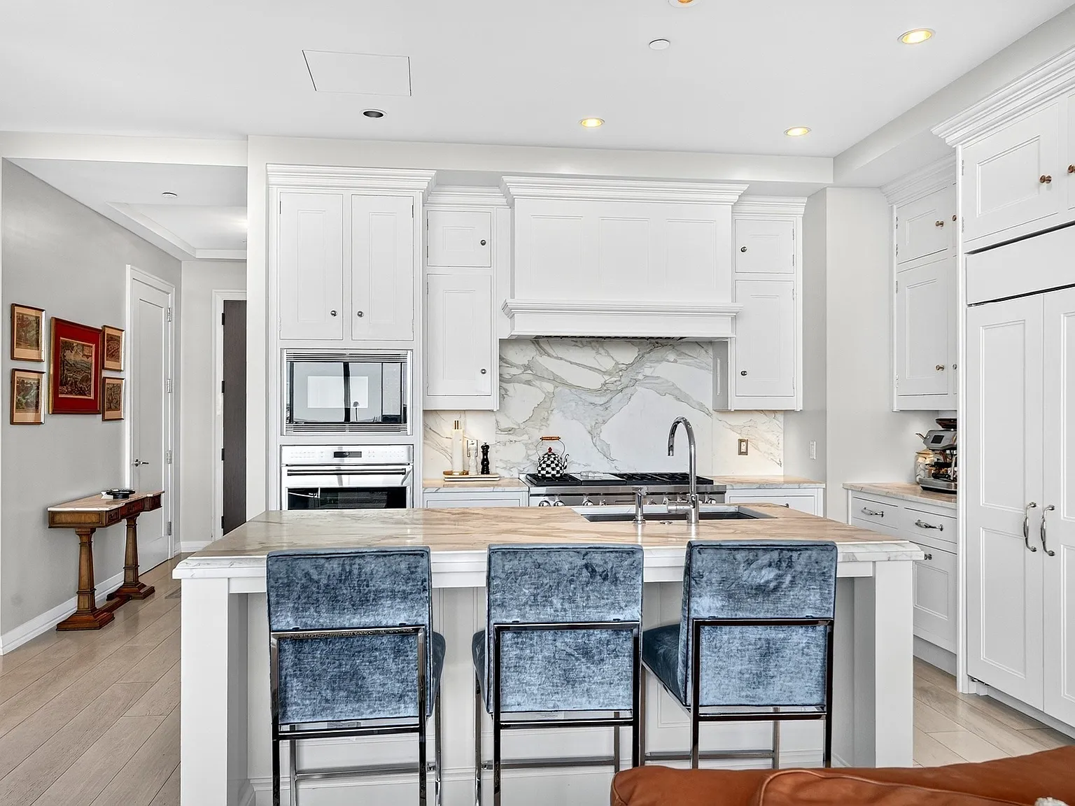 3 bed, 3.5 bath, 2134 sqft, $20,000 — Photo 4