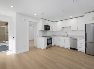 23 Melrose St APT 7, East Greenwich, RI 02818