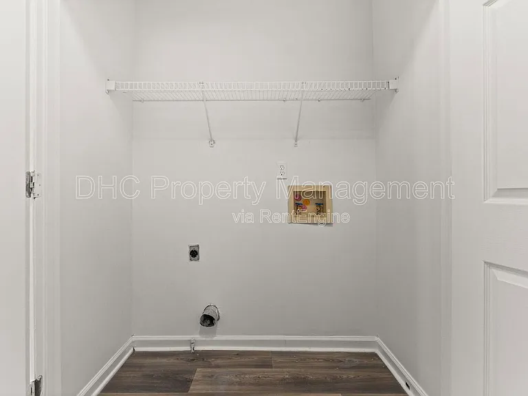 3510 Ashley Station Dr SW — Photo 27