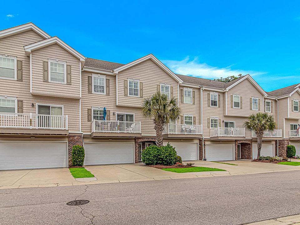 1st image of 601 Hillside Dr. N #1003