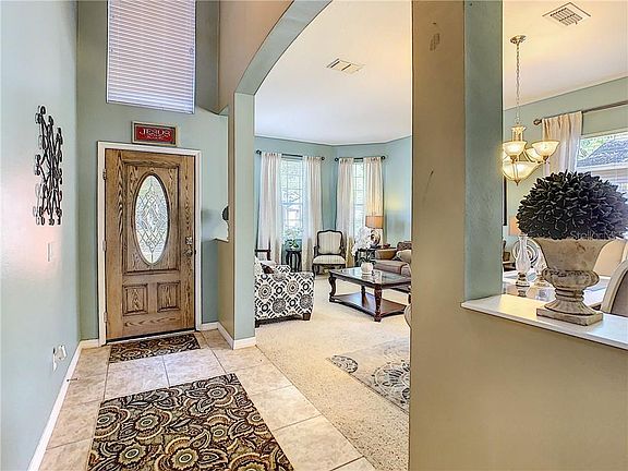 4th image of 5609 Ansley Way #1