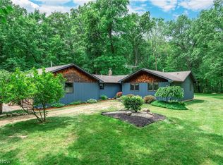 2354 Sunnyside Rd, Vermilion, OH 44089