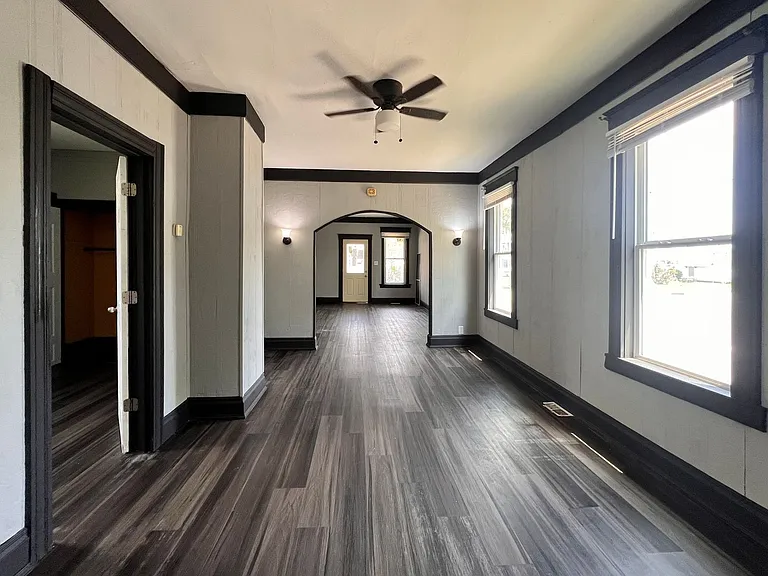 203 South Ave — Photo 4