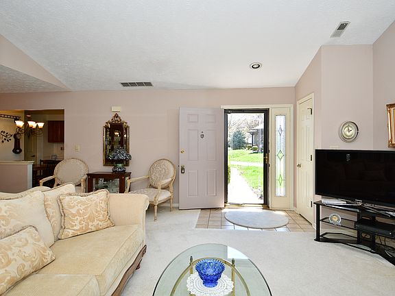 4th image of 840 Staton Place West Dr