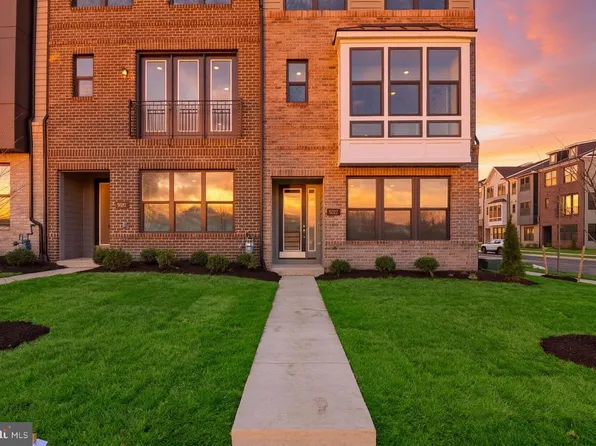 5022 Henry King Way #23F, Bowie, MD 20715