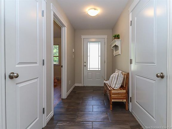 4th image of 14 Kaitlyn St
