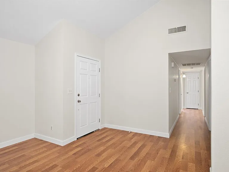 4337 W Palo Alto Ave — Photo 5
