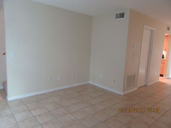 3rd image of 58 Masters Dr APT D