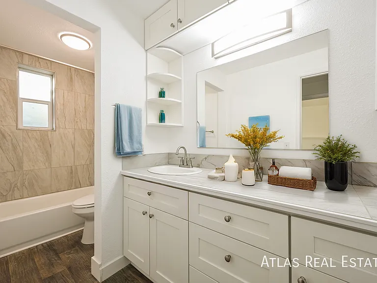 132 W Ida Ave — Photo 19