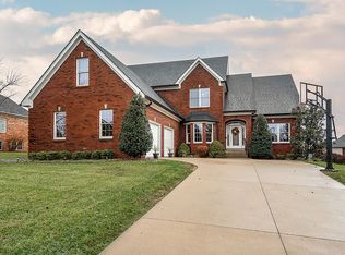 12107 Greenbriar Blvd, Sellersburg, IN 47172