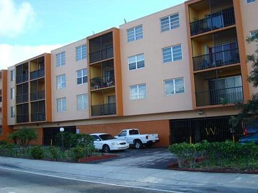 1st image of 1250 NE 125th St APT 420