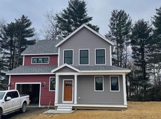 95 Ashington Cir, Essex Junction, VT 05452