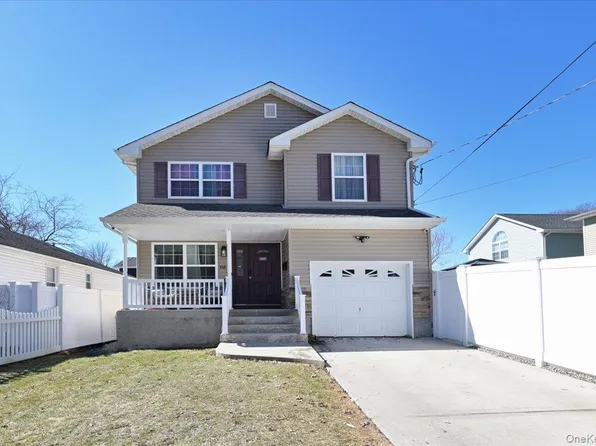 556 Park Avenue, West Hempstead, NY 11552