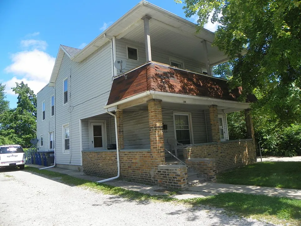 1409 Greenwood Ave #3