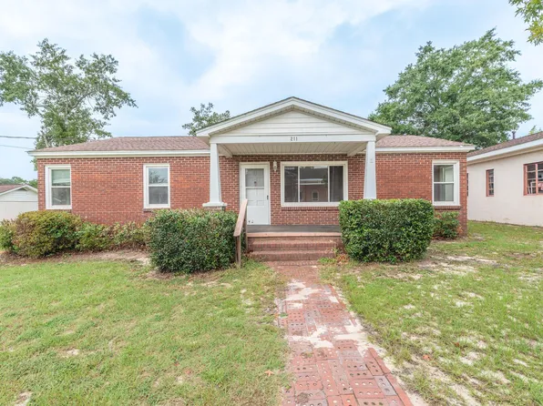 211 Pine St NW, New Ellenton, SC 29809